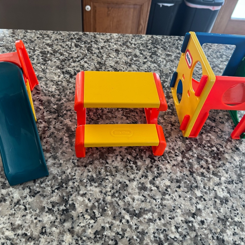 Little tikes vintage Colorful Playset for Kids